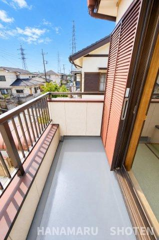 君津市外箕輪（リノベ戸建）のバルコニー