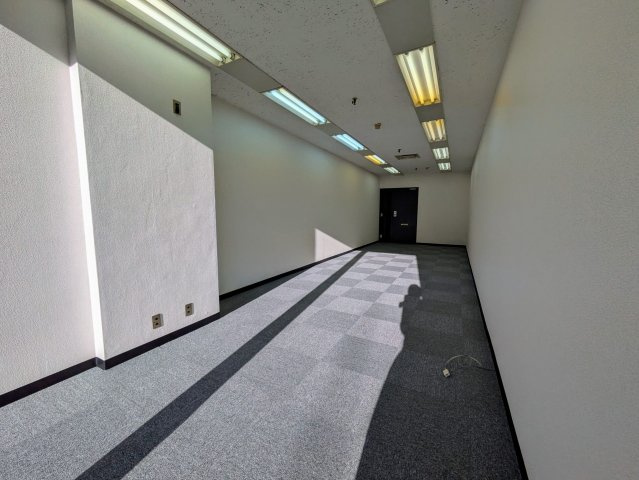 ニュー新橋ビルの内装