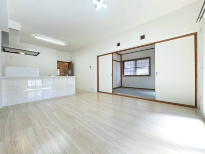 【居間・リビング】 | グリーンビュー少路