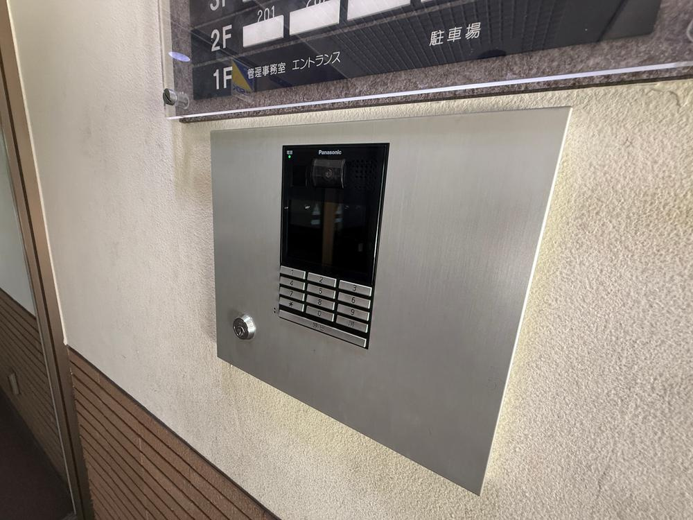 ライオンズマンション日暮里南公園のエントランス|ライオンズマンション日暮里南公園：オートロック付きマンションです！