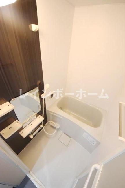 ■仲介手数料（賃料の1.10ヵ月）の50％OFF対象物件！■の浴室