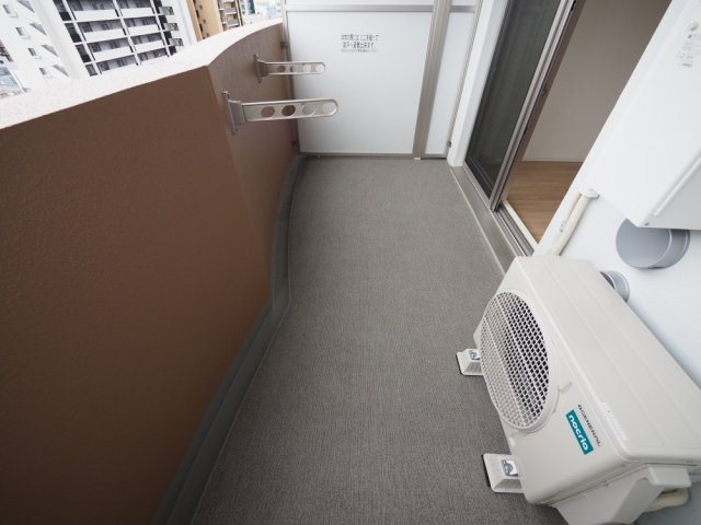 セレニテ梅田北グランデのバルコニー