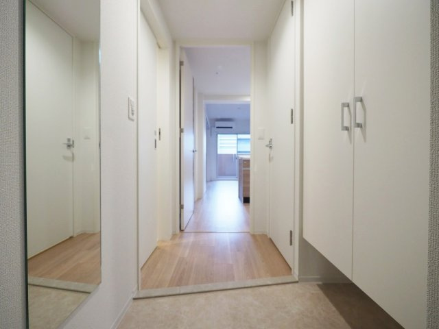 セレニテ梅田北グランデの玄関