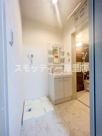 アバンティオ西住之の独立洗面台