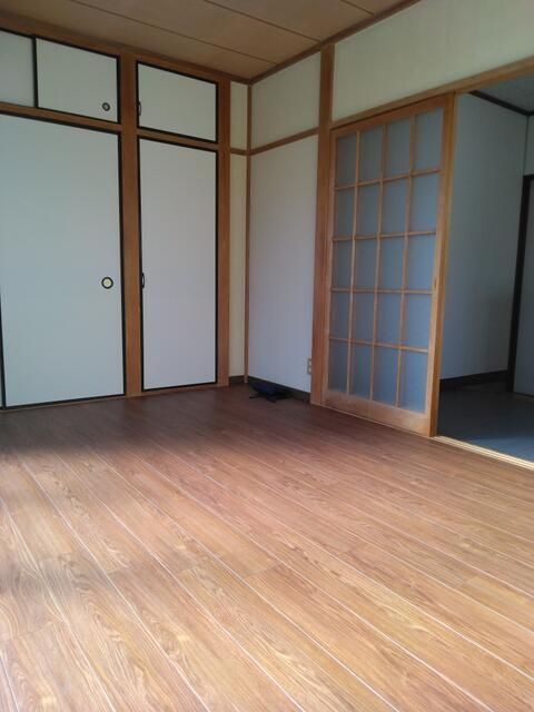 羽鳥ビルの寝室