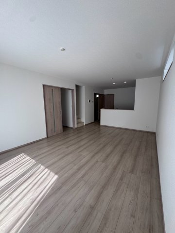 名古屋市名東区猪子石2丁目(全5棟)の居間・リビング|キャンペーン対象物件です♪詳細は弊社ホームページもしくはスタッフまでお気軽にお問合せ下さいませ♪ お役に立てる自信があります♪