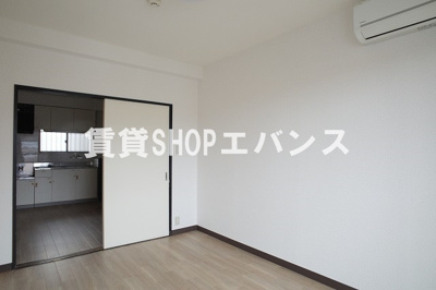 【内装】 | アルファービル
