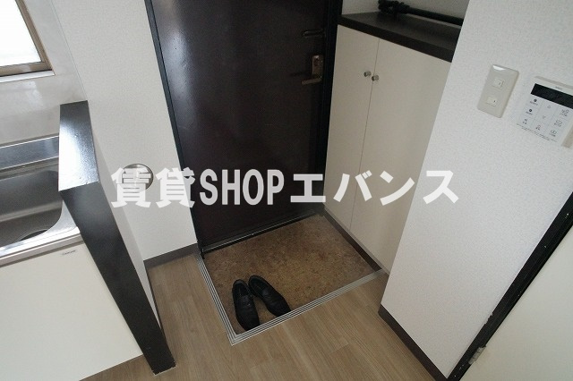 【玄関】 | アルファービル