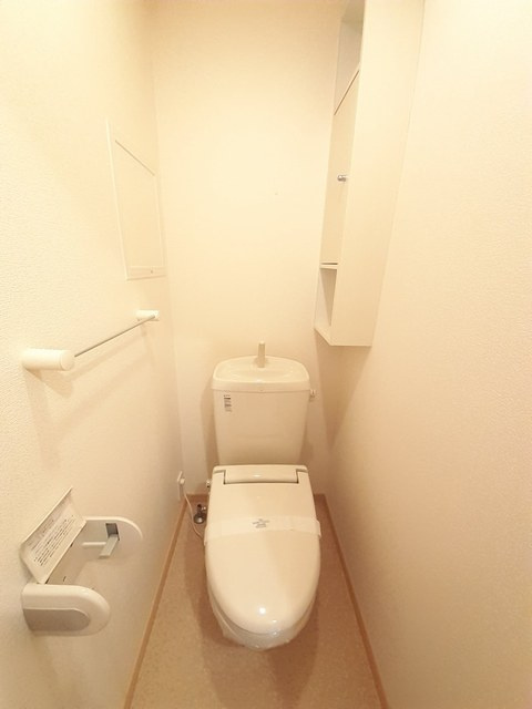 メゾン りら Bのトイレ