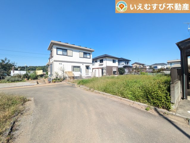 深谷市櫛引　売地の前面道路含む現地写真