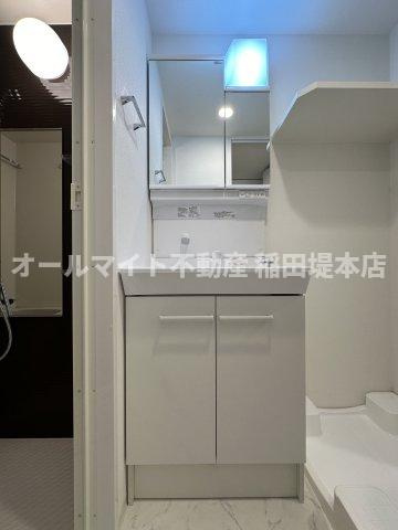 川崎市多摩区中野島３丁目の賃貸マンションの洗面所