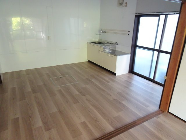 大垣市池尻町戸建の居間・リビング