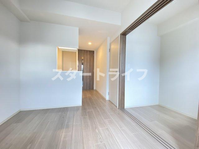 大阪市淀川区西中島７丁目の賃貸マンションの居間・リビング