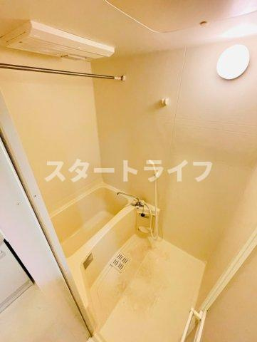 大阪市淀川区西中島７丁目の賃貸マンションの浴室