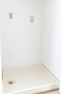 【設備】 | ＣＢグリーンハイツ | 室内洗濯機置き場