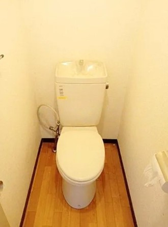 さいたま市桜区西堀１０丁目のアパートのトイレ