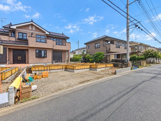 北葛飾郡松伏町　松伏　新築戸建　全2棟の前面道路含む現地写真|前面道路含む現地写真です