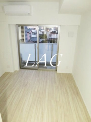 【居間・リビング】 | ライジングプレイス綾瀬 | 洋室のお部屋です。