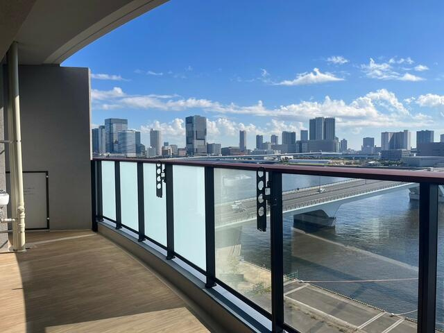 ＨＡＲＵＭＩ　ＦＬＡＧ　ＳＥＡ　ＶＩＬＬＡＧＥ　Ｅ棟の展望