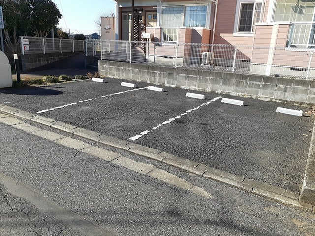 レジデンス河原井の駐車場|駐車場