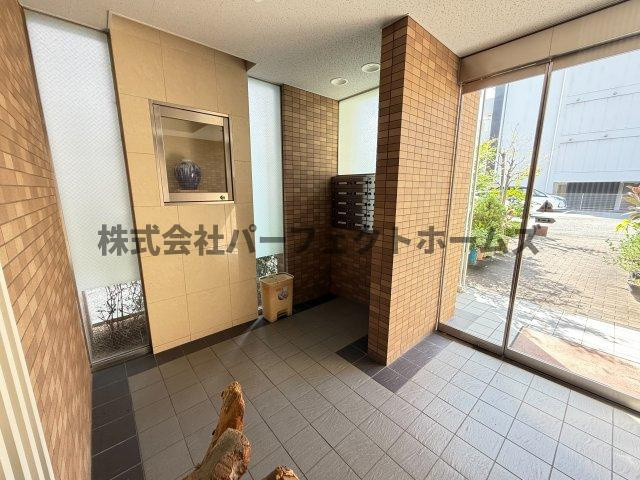 ライズアップ西尾のロビー|毎日通るロビーはこのようになっています