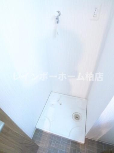 特典：仲介手数料が50％OFFです‼の設備|室内洗濯機置き場です