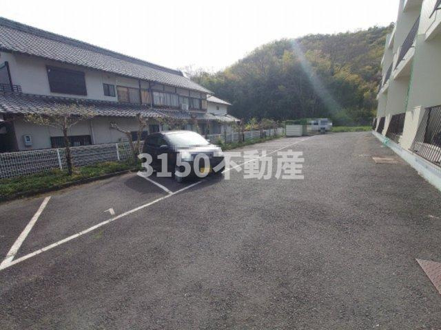 第2常磐ハイツの駐車場