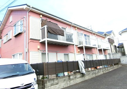 【外観】 | ティ・エスハイム壱番館 | 小田急小田原線「柿生」駅まで徒歩4分！スーパーやコンビニが近くて便利な住環境です☆駅近のお部屋をお探しの方におすすめ♪