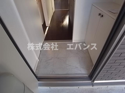 【玄関】 | フローラ | 落ち着いた玄関です