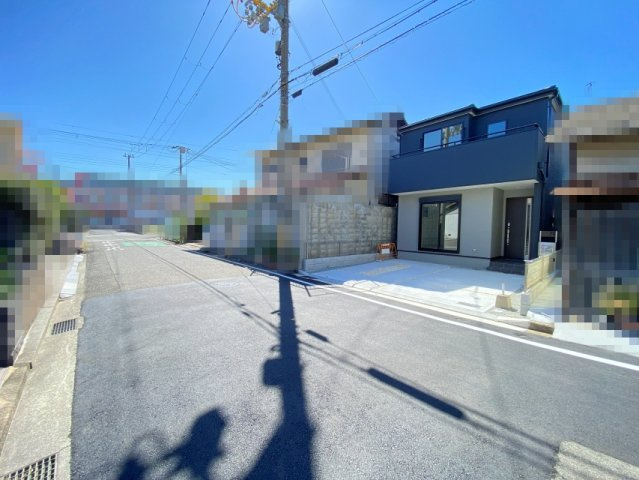 明石市田町　新築戸建の前面道路含む現地写真
