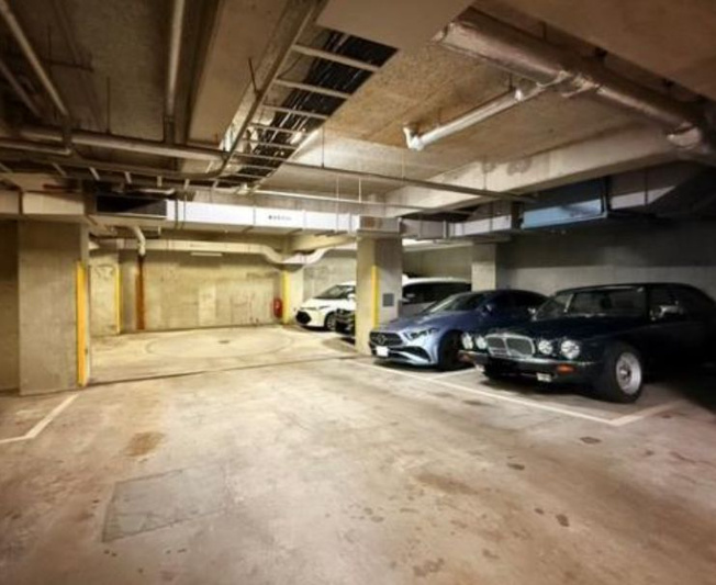 【駐車場】リエール若松町