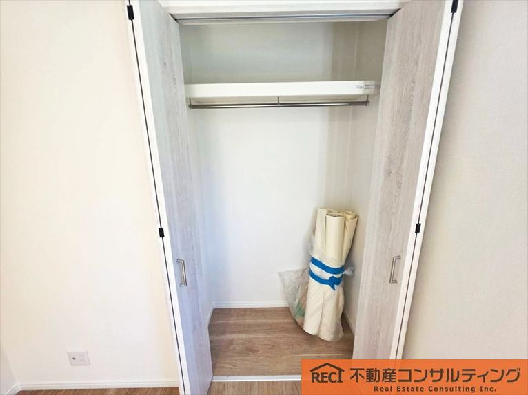 西宮市浜甲子園1丁目　中古戸建の収納