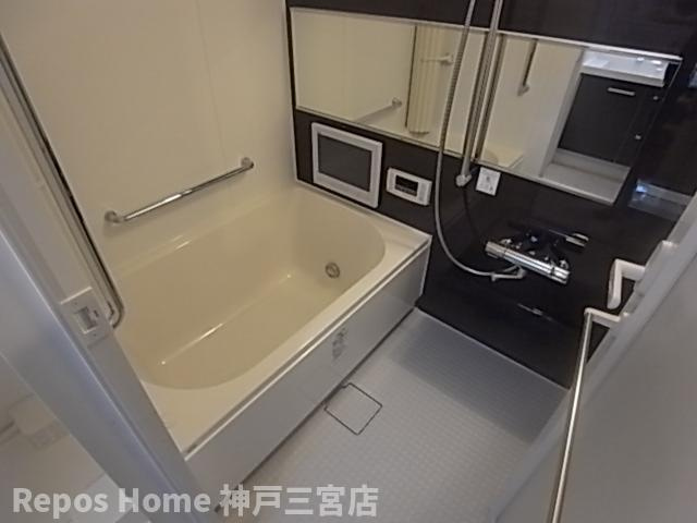 エステムプラザ神戸三宮ルクシアの浴室