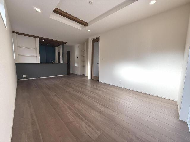 福岡市南区曰佐３丁目の新築一戸建の居間・リビング|リビング