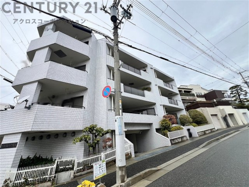 当日見学可能ですので、見学希望の際はお気軽にお問い合わせください。ネットからの見学予約も便利です♪
