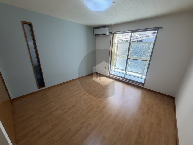 アリスコート菱屋西の寝室