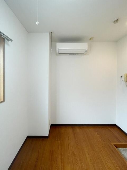 【寝室】