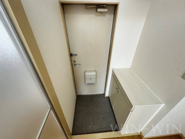 エルディムナツメ Bの玄関