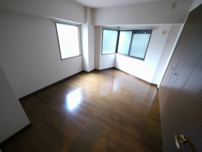 【洋室】 | ベルメゾン平尾山荘通り | 別号室の写真になります。現況優先。