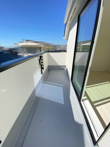 明石市松が丘３丁目　新築戸建のバルコニー