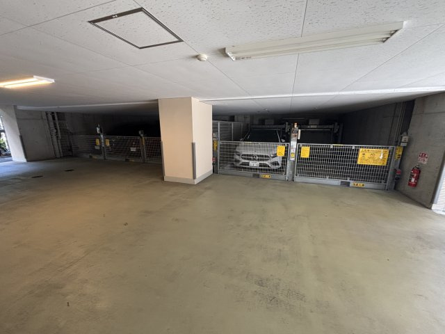 Verde西宮の駐車場