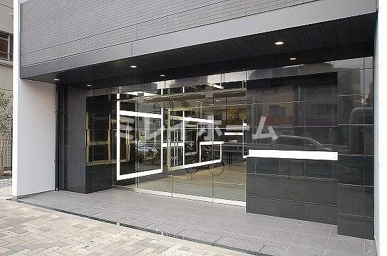 ステージグランデ蒲田アジールコートのエントランス