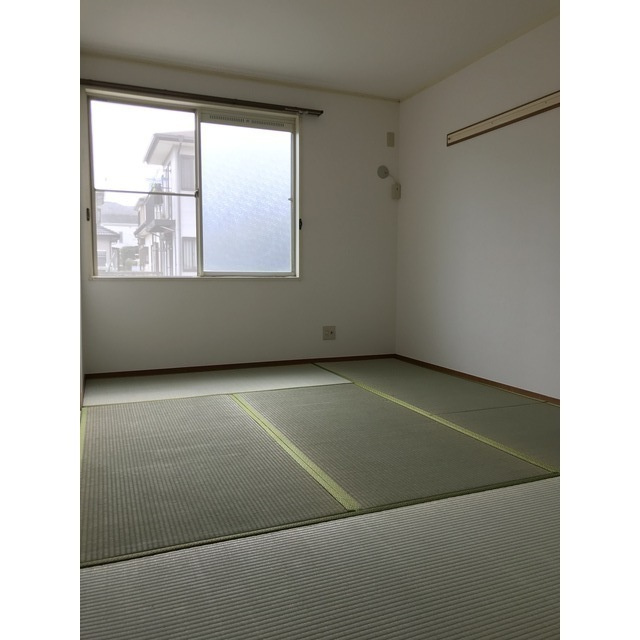アサヒハイツの和室|きれいな和室です