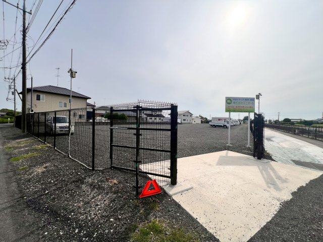 加須市外野の外観|柵・門・防犯カメラ付きで防犯対策はバッチリです