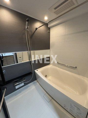 横浜市神奈川区青木町の賃貸マンションの浴室
