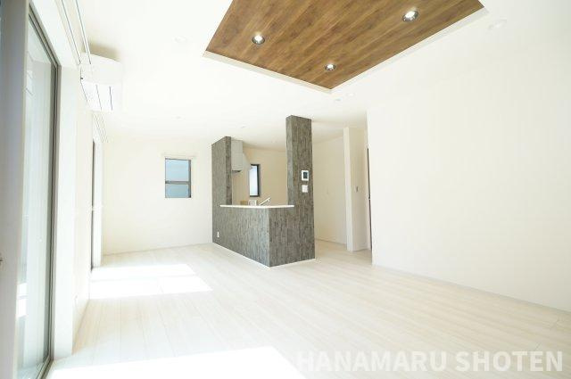 Sumai-to千葉市若葉区大宮台の居間・リビング|水曜日、営業時間外もご相談ください！