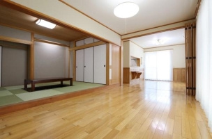 ☆選べる家具プレゼント☆松前町大字南黒田　7SLDKの居間・リビング