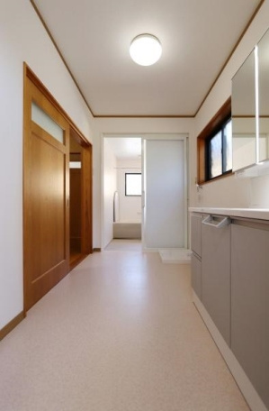 ☆選べる家具プレゼント☆松前町大字南黒田　7SLDKの独立洗面台