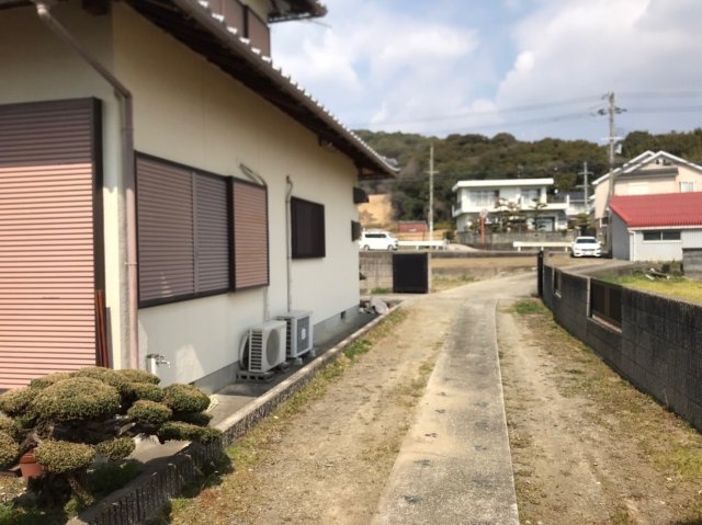 貴志川町岸宮　中古戸建の庭