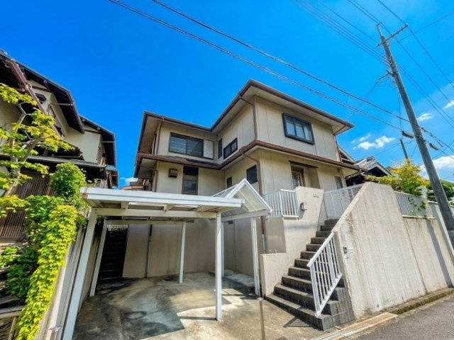 奈良県奈良市左京3丁目20-12